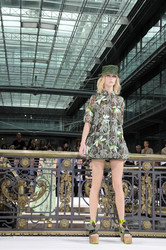 John Galliano Fashion Show, Fashion Week Paris