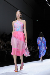 Shiatzy Chen Fashion Show, Fashion Week Paris