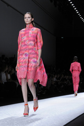 Shiatzy Chen Fashion Show, Fashion Week Paris