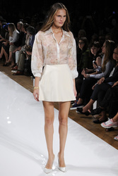 Valentin Yudashkin Fashion Show, Fashion Week Paris
