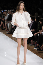 Valentin Yudashkin Fashion Show, Fashion Week Paris