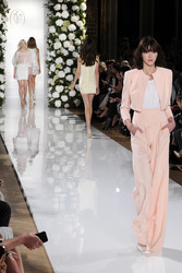 Valentin Yudashkin Fashion Show, Fashion Week Paris
