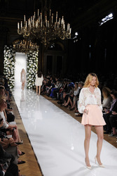 Valentin Yudashkin Fashion Show, Fashion Week Paris