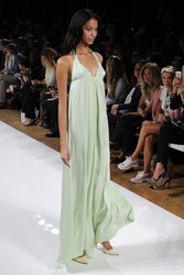 Valentin Yudashkin Fashion Show, Fashion Week Paris
