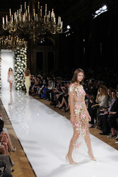 Valentin Yudashkin Fashion Show, Fashion Week Paris