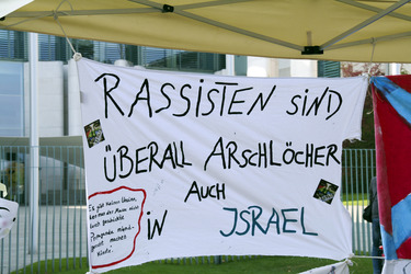 Protestkundgebung am Tag der Deutschen Einheit, Berlin