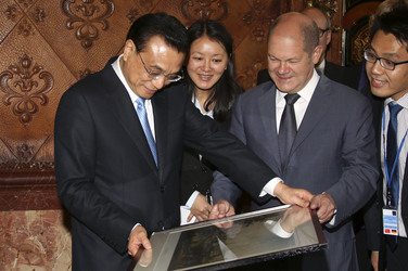 Ministerpräsident Li Keqiang besucht Hamburg