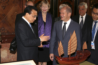 Ministerpräsident Li Keqiang besucht Hamburg