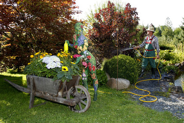WORKING ART: The Gardener