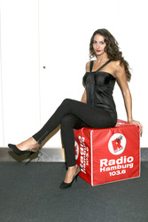 Janina Youssefian bei Radio Hamburg