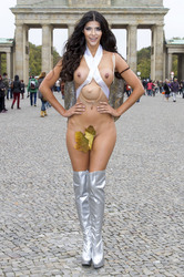 Micaela Schäfer Halloween Photocall, Berlin