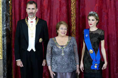 Spanish Royals und Präsidentin Bachelet beim Empfang zum Gala Dinner, Madrid