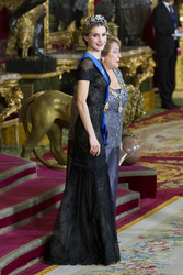 Spanish Royals und Präsidentin Bachelet beim Empfang zum Gala Dinner, Madrid