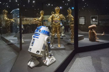 R2D2 C3PO