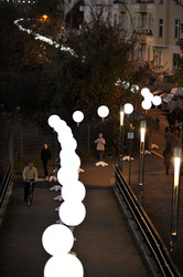 Lichtmauer aus Ballons, Berlin