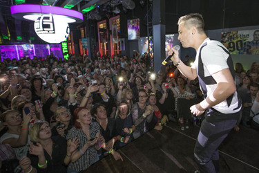 Eloy de Jong bei der Feel the 90's Party, Erfurt