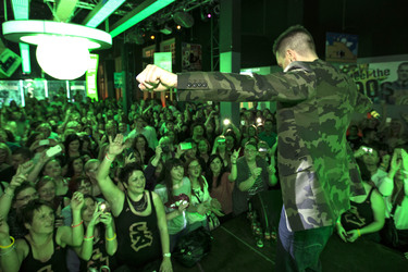 Eloy de Jong bei der Feel the 90's Party, Erfurt