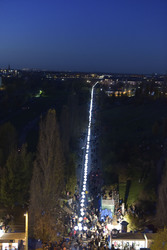 Lichtmauer aus Ballons, Berlin