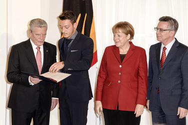 Verleihung des Silbernen Lorbeerblattes an die deutsche Fußball-Nationalmannschaft, Berlin