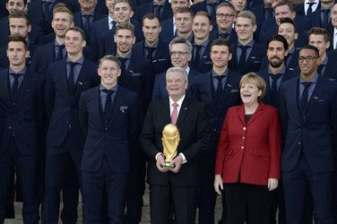 Verleihung des Silbernen Lorbeerblattes an die deutsche Fußball-Nationalmannschaft, Berlin