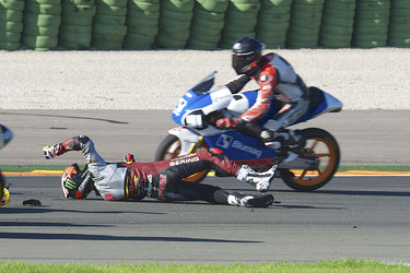 Jorge Navarro Unfall bei der Moto3 Spanish Championship, Cheste