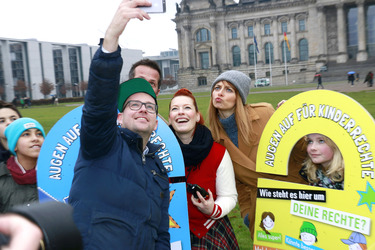 Aktion 'Augen auf für Kinderrechte', Berlin