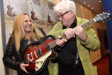 'Love Supreme - Sechs Saiten und ein Brett' Premiere, Hannover