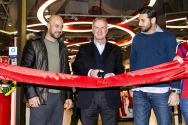 FC Bayern München Fan Shop Opening, Berlin