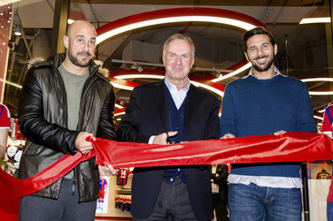 FC Bayern München Fan Shop Opening, Berlin