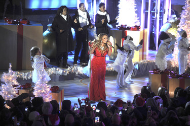 82. Rockefeller Christmas Tree Lighting Ceremony, New York