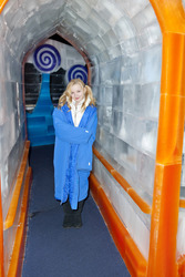 'Liv und Maddie' Cast beim Queen Mary's Chill, Long Beach