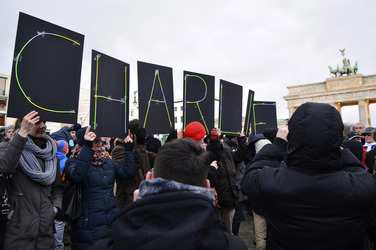 Mahnwache für die Pariser Terroropfer, Berlin