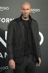 Zinédine Zidane Präsentation als Mango Man, Madrid