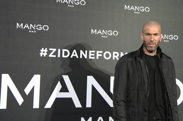 Zinédine Zidane Präsentation als Mango Man, Madrid