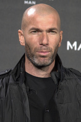 Zinédine Zidane Präsentation als Mango Man, Madrid