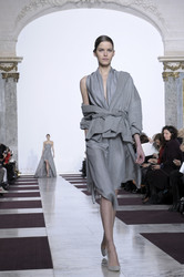 Yiqing Yin Fashion Show, Haute Couture Fashion Week Paris
