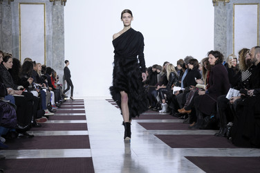 Yiqing Yin Fashion Show, Haute Couture Fashion Week Paris