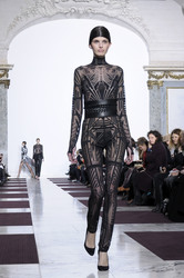 Yiqing Yin Fashion Show, Haute Couture Fashion Week Paris