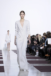 Yiqing Yin Fashion Show, Haute Couture Fashion Week Paris