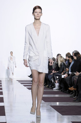 Yiqing Yin Fashion Show, Haute Couture Fashion Week Paris
