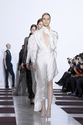 Yiqing Yin Fashion Show, Haute Couture Fashion Week Paris