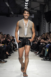 Antonio Ortega Fashion Show, Haute Couture Fashion Week Paris