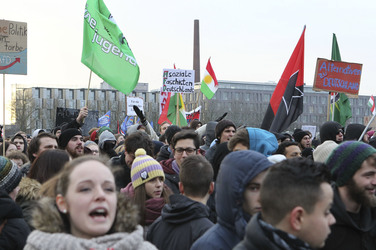 Demonstration gegen den 3. Bundesparteitag der AfD, Bremen