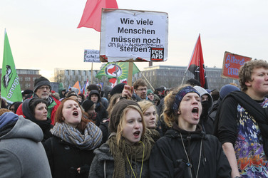 Demonstration gegen den 3. Bundesparteitag der AfD, Bremen
