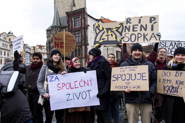 Gegendemo zur Demonstration gegen Islamisierung, Prag