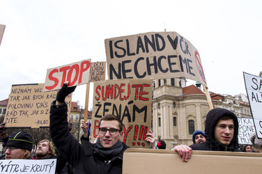 Gegendemo zur Demonstration gegen Islamisierung, Prag