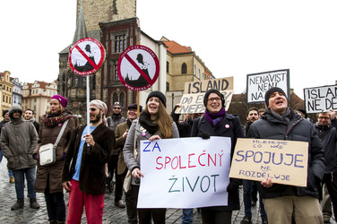 Gegendemo zur Demonstration gegen Islamisierung, Prag