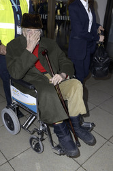Anlunft von Christopher Lee in Berlin Tegel