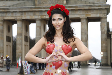 Micaela Schäfer zum Valentinstag, Berlin