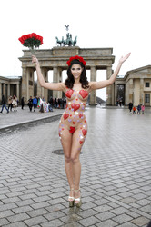 Micaela Schäfer zum Valentinstag, Berlin